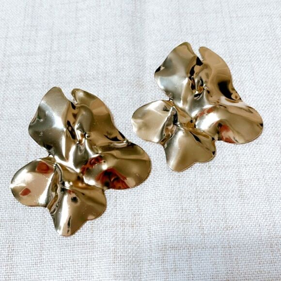 Geo shaped gold earrings N195 - Picture 3 of 6